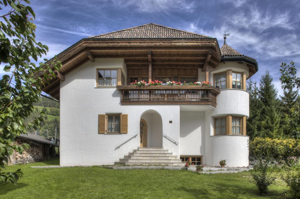 Alexander Mountain-Lodge San Vigilio Di Marebbe Kültér fotó